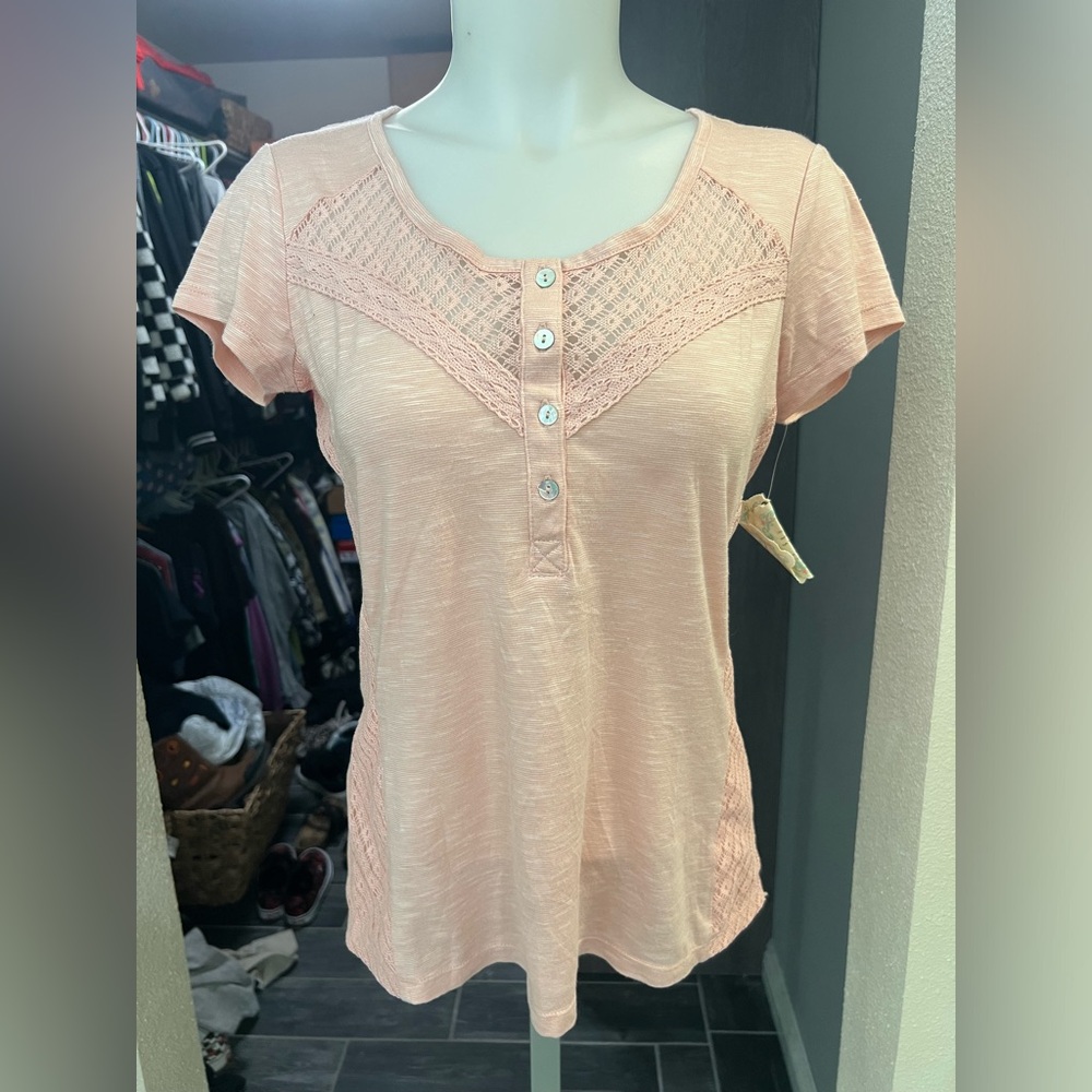 NWT Belle Du Jour Pink Button Short Sleeve Top
